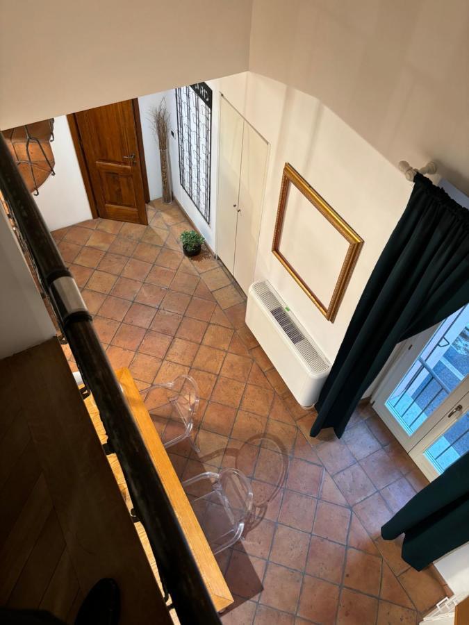Boutique Rooms Trastevere Рим Экстерьер фото